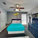 Palms At Cove View 1704 - Glowing Fun