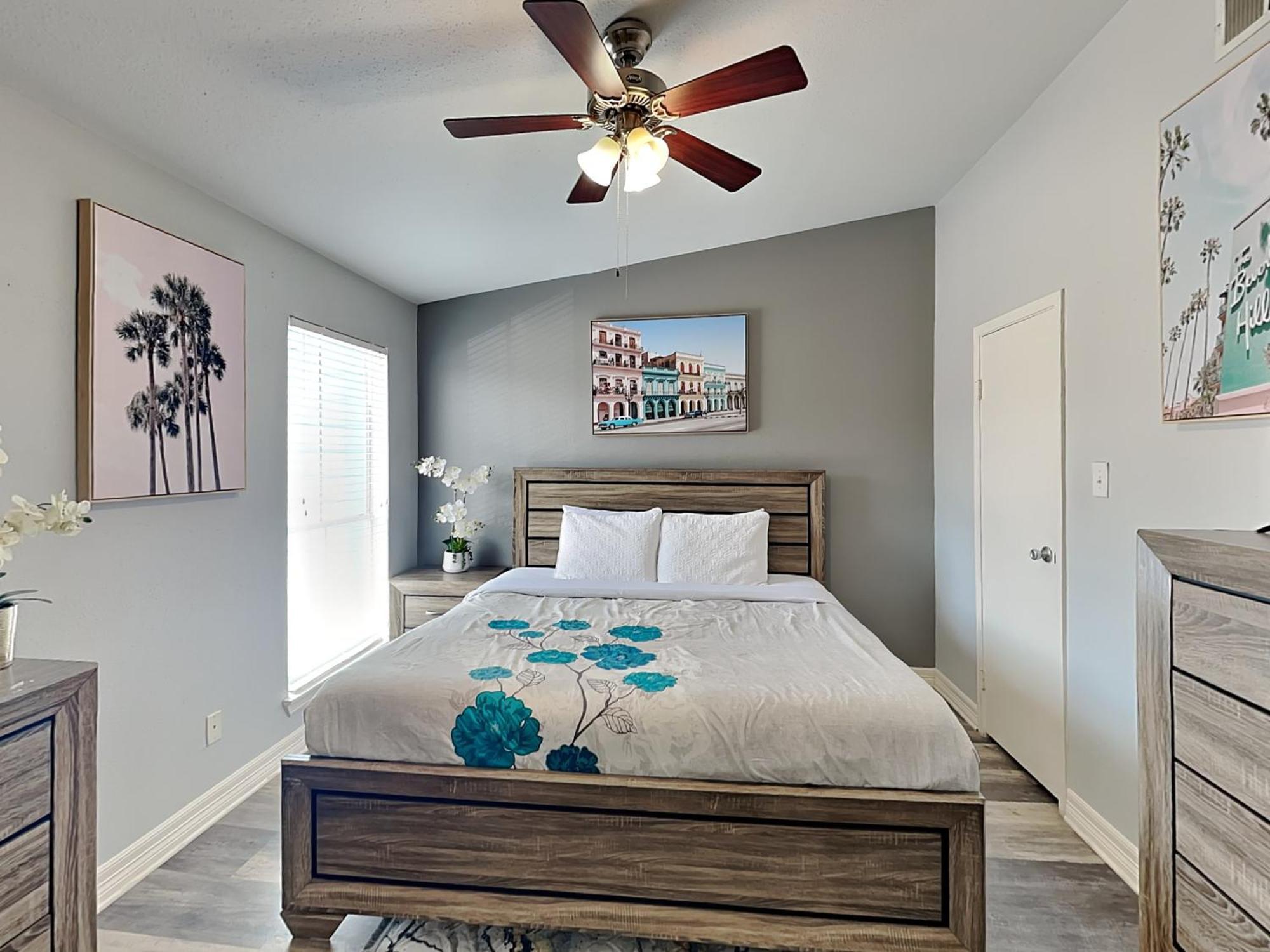 Apartment Palms At Cove View 1704 - Glowing Fun