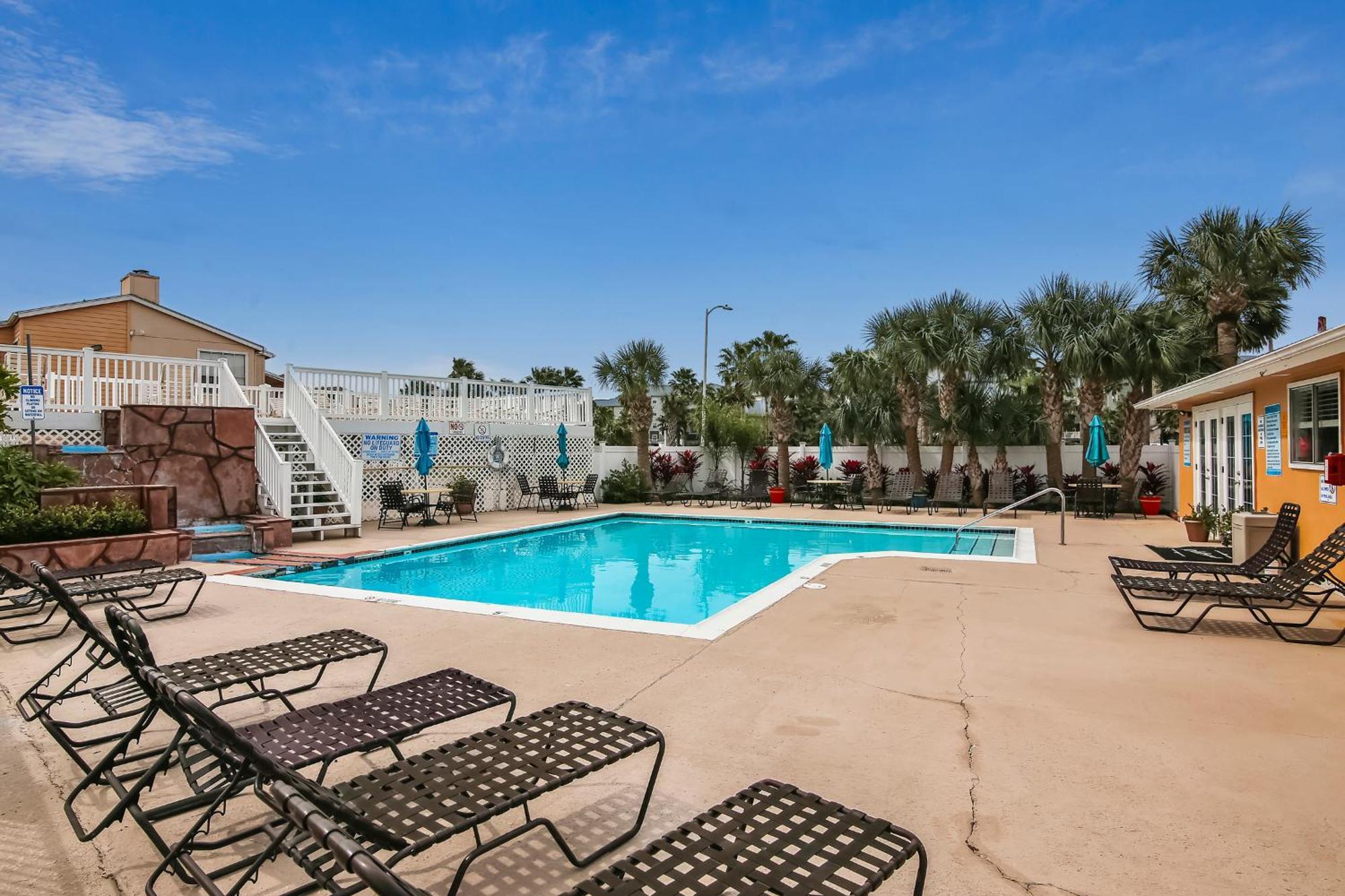 Apartment Palms At Cove View 1704 - Glowing Fun Galveston