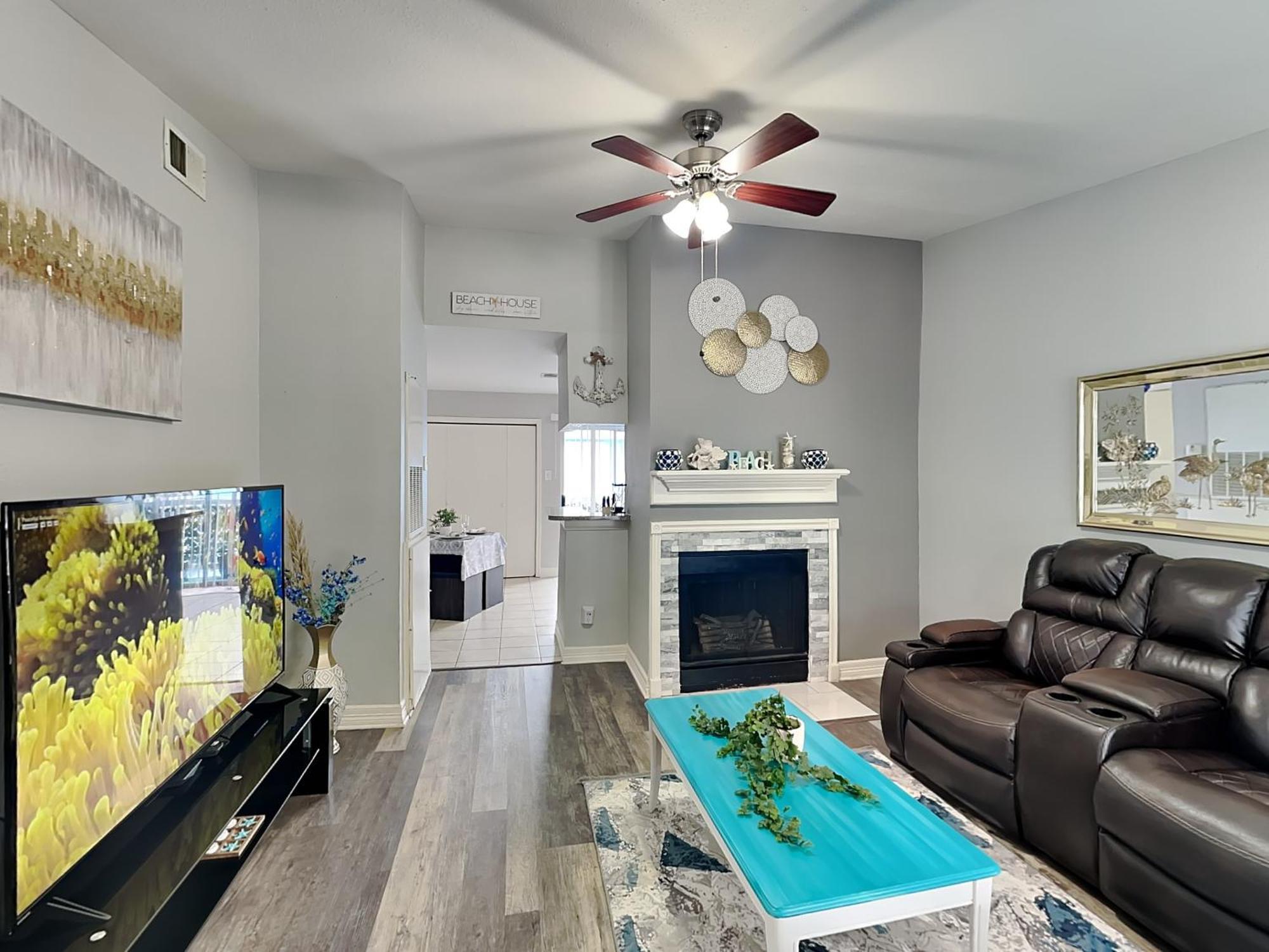 Palms At Cove View 1704 - Glowing Fun Galveston