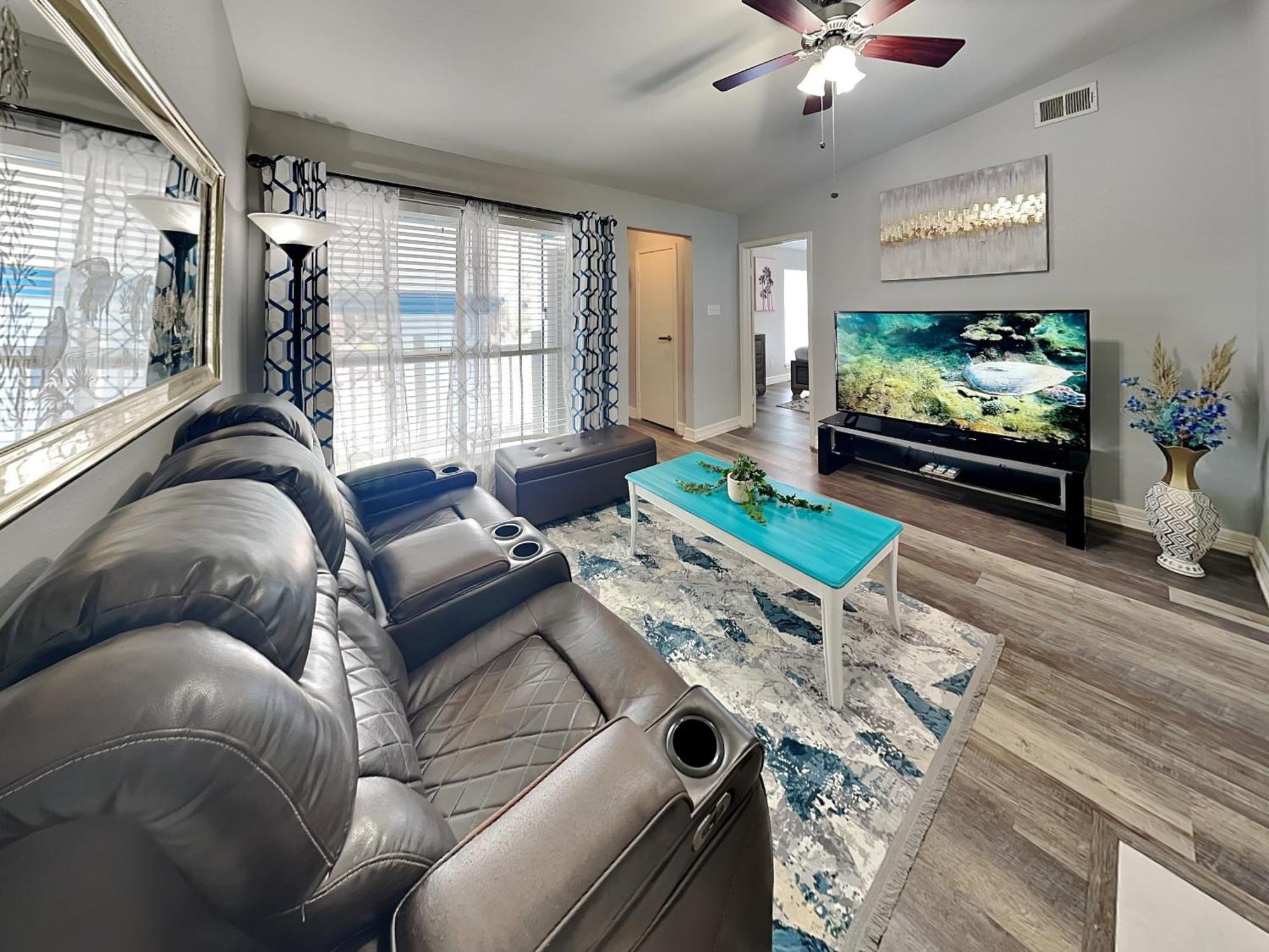 Apartment Palms At Cove View 1704 - Glowing Fun *